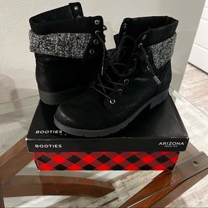 Arizona Jeans Co. Yates Boots - 7.5M, Black